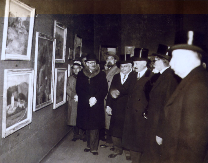 Formal opening of the Salon d-Hiver (Winter Exhibition) by President Albert Lebrun. On the extreme left of the photograph  Pio Santini with all the officials.jpg